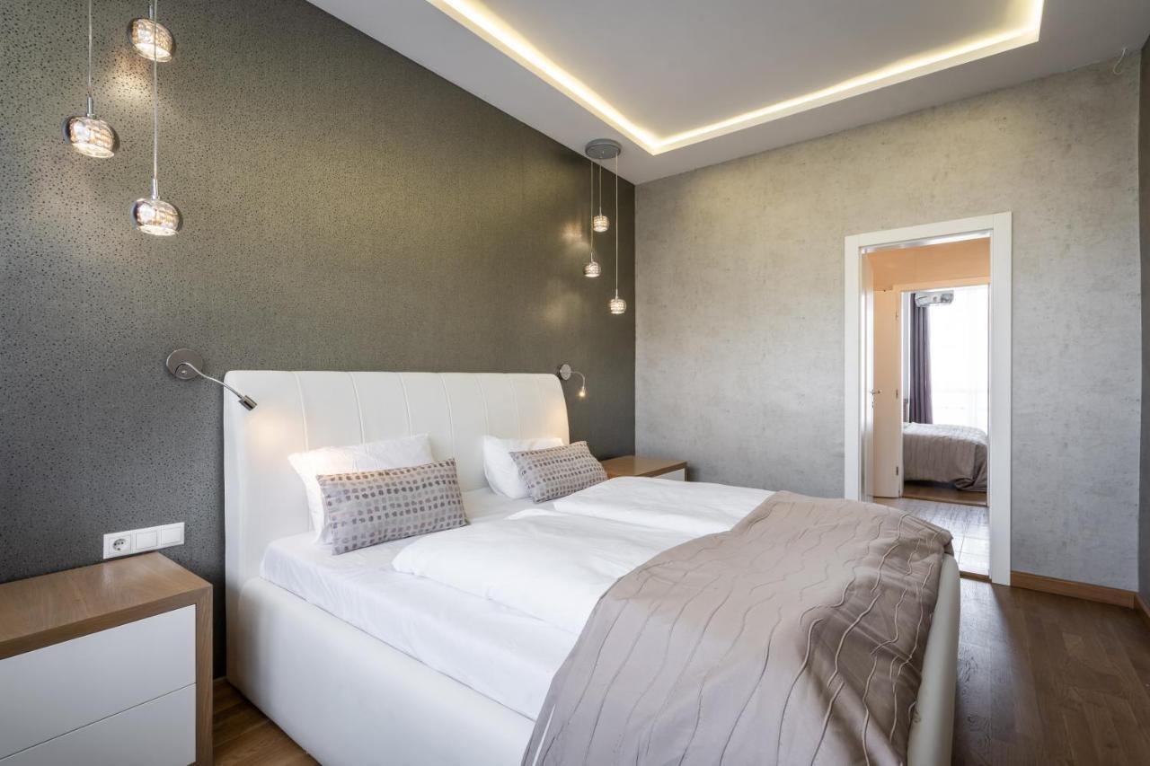 Breathless Basilika View Elegant Flat With Balcony Need Reservation X Free Parking Budapest Exterior photo